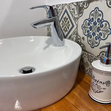 Casa Paraiso 펜션 콘스탄차